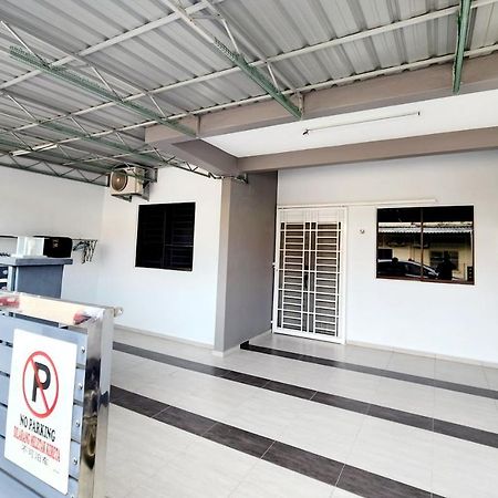 הוילה Bk House Melaka מראה חיצוני תמונה